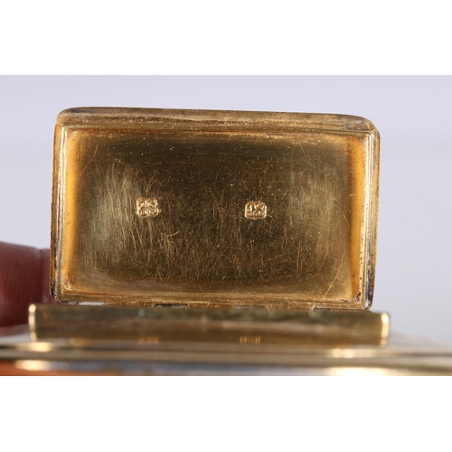 58 - Georgian antique silver gilt snuff box of oval shape, the rectangular hinged cover with 'Spectemur A... 