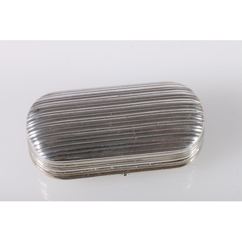 68 - Georgian antique parcel gilt silver snuff box of stadium form, the body with all over reeded decorat... 