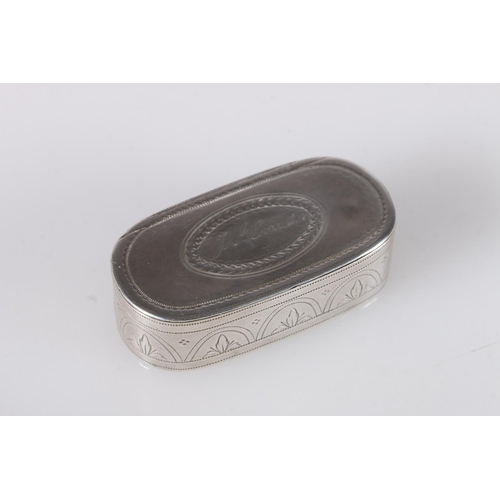 70 - Georgian antique parcel gilt silver snuff box of oval form, bright cut decoration, the oval cartouch... 