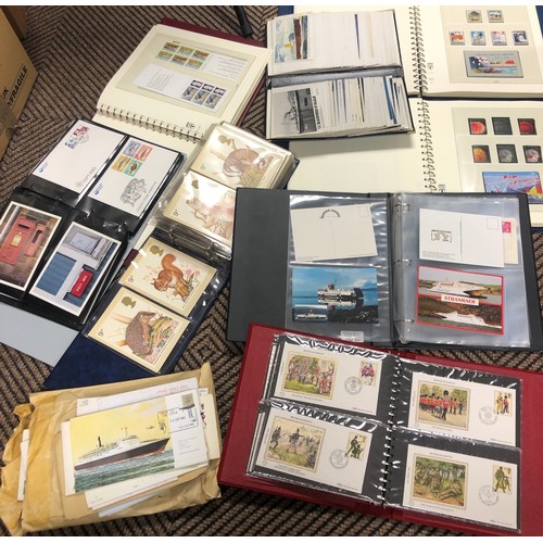 379 - Various stamps albums