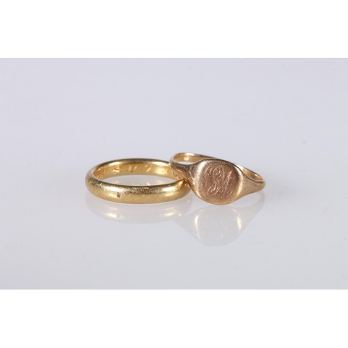 224 - 18ct yellow gold plain wedding band, ring size O, 5.5g gross and a 9ct gold signet ring, size P, 2.5... 