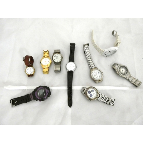 73 - Bag of vintage men's Quartz watches to include Fossil, Sekonda, Lorus, Reflex.