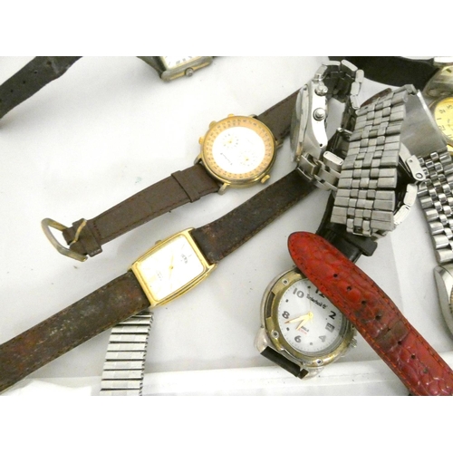 75 - Large bag of men's Quartz watches to include Casio, Toro, Orlando, Timberland etc.