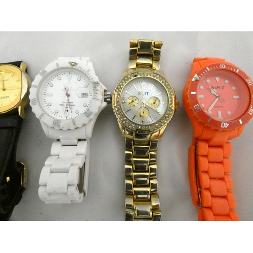 77 - Large bag of ladies modern Quartz watches to include Accurist, Next, Geneva etc.