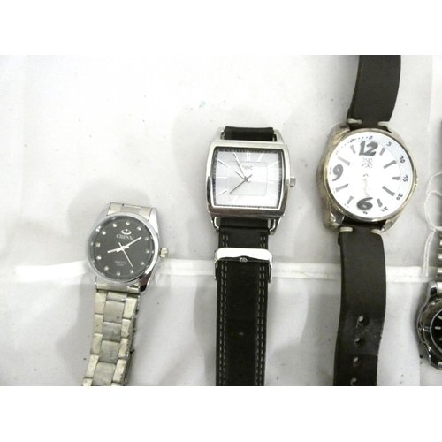 92 - Various modern men's fashion and sports watches to include Henley, Polar, Lorus, Accurist etc.