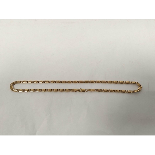 108 - 9ct gold necklet of knot pattern. 7.5g.