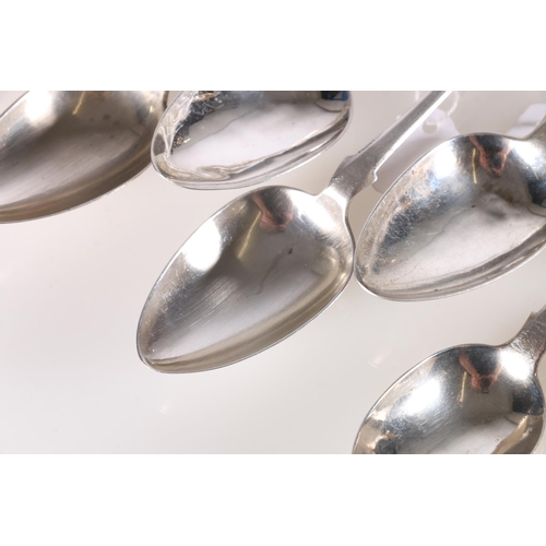 20F - Glasgow silver teaspoons to include a set of four fiddle pattern spoons by JS (possibly James Simpso... 