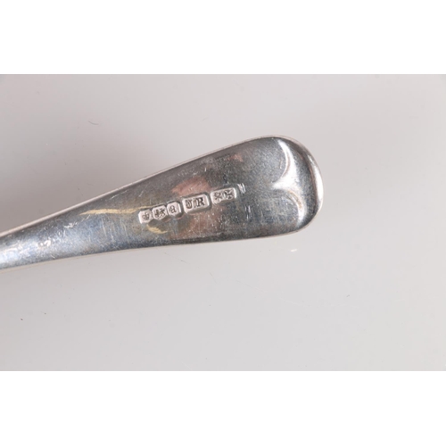 20T - Pair of silver toddy ladles of oar pattern by Joseph Rodgers & Sons, Sheffield 1918, 134g gross.... 