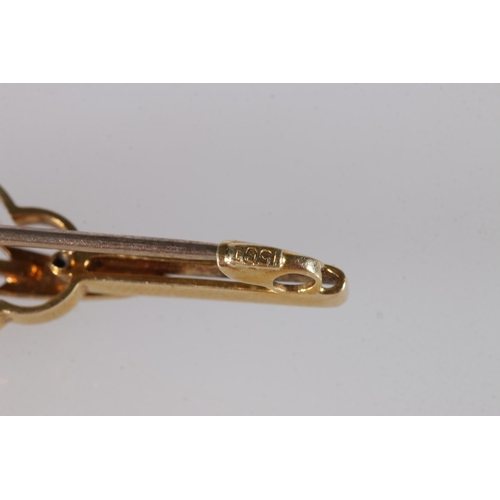 250 - Victorian 15ct gold amethyst and seed pearl bar brooch 4.7g gross, and a similar Victorian 15ct gold... 