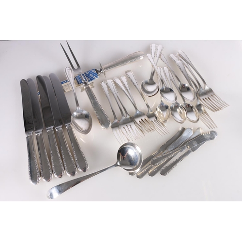 86 - Partial suite of silver flatware comprising five table forks, five dessert forks, two tablespoons, s... 