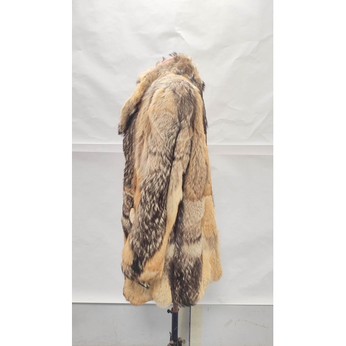 201 - Lady's vintage mottled dark brown, red and white fur coat, possibly coyote or marbled fox, no labels... 