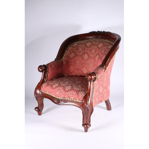 347 - Apprentice piece type miniature chair in the Victorian style with spoon back with carved floral top ... 