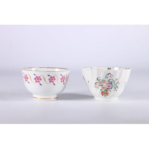 450 - Two antique English porcelain tea bowls, 8.5cm diameter. (2)