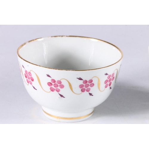 450 - Two antique English porcelain tea bowls, 8.5cm diameter. (2)