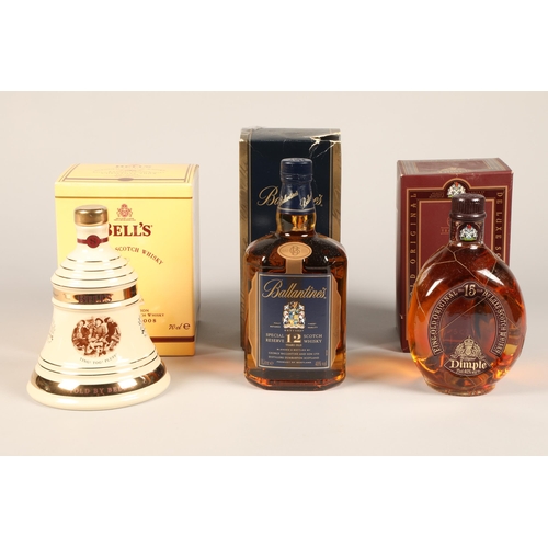 835 - Bells blended Scotch whisky Christmas decanter 2008, 70cl, 40% vol with cardboard box Ballantines Sc... 