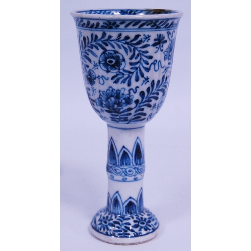 239 - Chinese blue and white stem cup, Kangxi (1662 - 1722), probably of the period, decorated with scroll... 