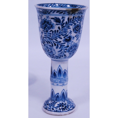 239 - Chinese blue and white stem cup, Kangxi (1662 - 1722), probably of the period, decorated with scroll... 