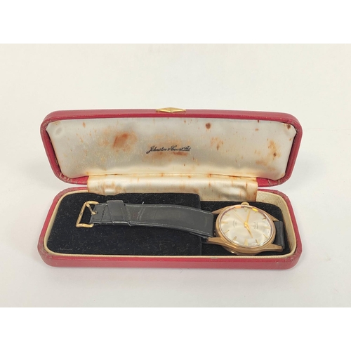 88 - Gents rotary 9ct gold watch, manual on strap. 1950's.