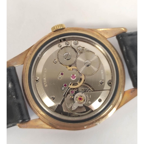 88 - Gents rotary 9ct gold watch, manual on strap. 1950's.