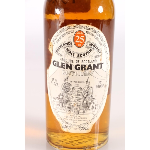 291 - GLEN GRANT 25 year old single malt Scotch whisky, bottled by Gordon and McPhail of Elgin, 26 2/3 fl ... 