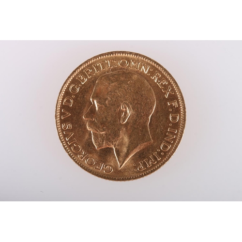 704 - UNITED KINGDOM King George V (1910-1936) gold sovereign 1914, 8g.