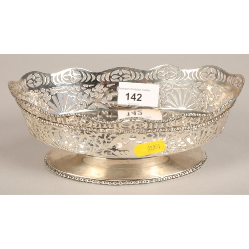 142 - Silver basket Chester1908256 grams