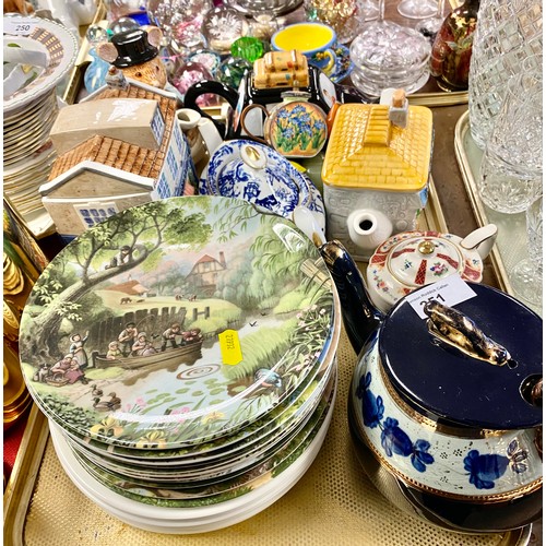 miniature enamel teapots