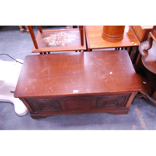 381 - Oak blanket chest.