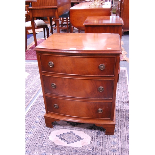 412 - Bevan-Funnell Reprodux mahogany chest of three drawers.