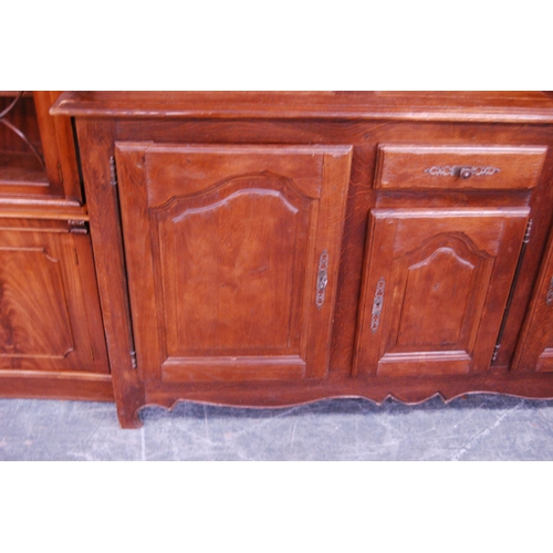 448 - Large Continental oak dresser on cupboard base.