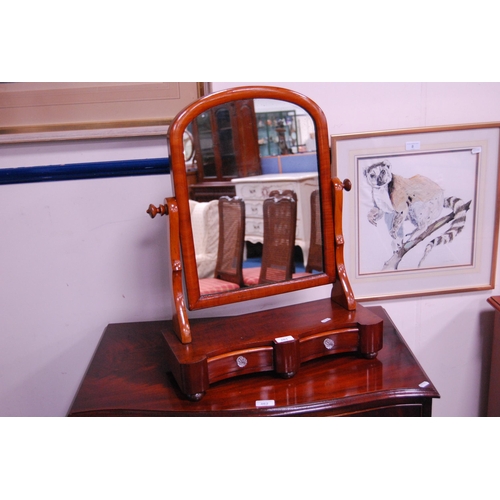 461 - Victorian mahogany dressing mirror on serpentine table base.