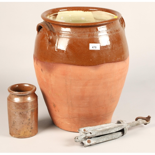 478 - Large garden urn with various bottles and 25kg anchor