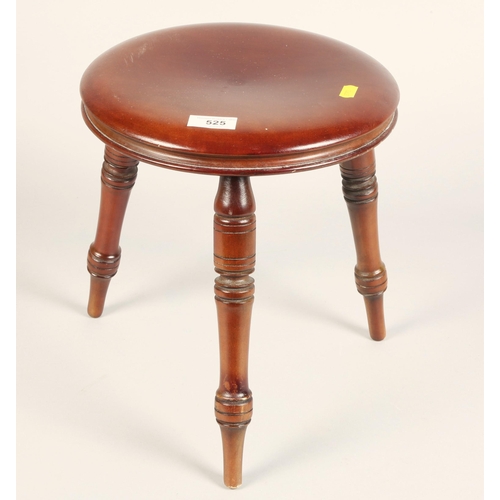 525 - Milking stool