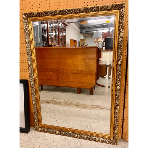 431 - Gilt framed rectangular mirror 97cm x 68cm