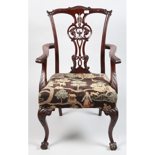 558 - Set of six carved mahogany claw and ball dining chairs (6)