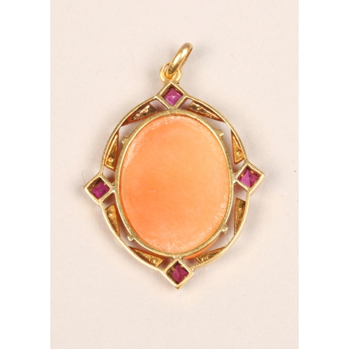 80 - Yellow metal cameo and pink gem set pendant