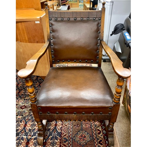 599 - Oak open leather arm chair