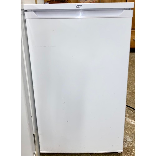 624 - Beko fridge