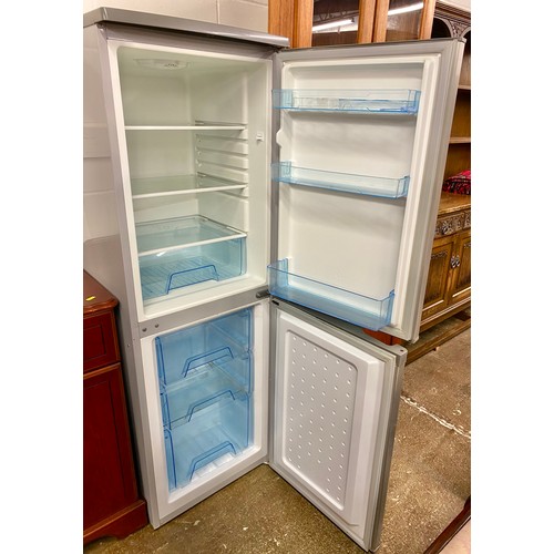 638 - Logik fridge freezer