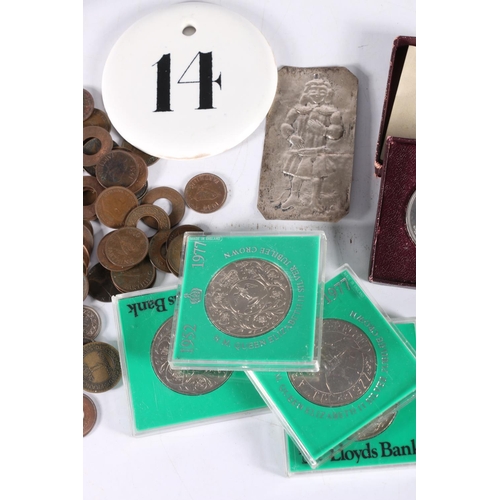 673 - Coins to include a John Pinches silver Jubilee 1977 silver medal 38g, in issue case, a Festival of B... 