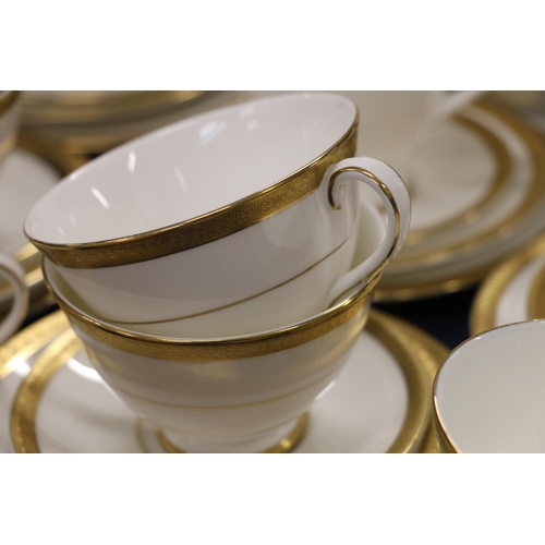 87 - Royal Doulton Royal Gold H4980 pattern tea set.