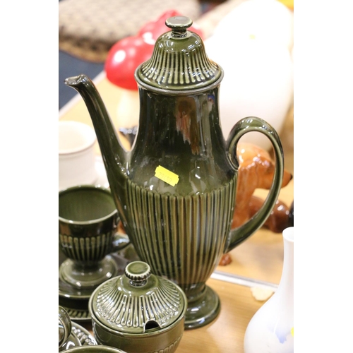 99 - Carlton Ware green ground breakfast set.