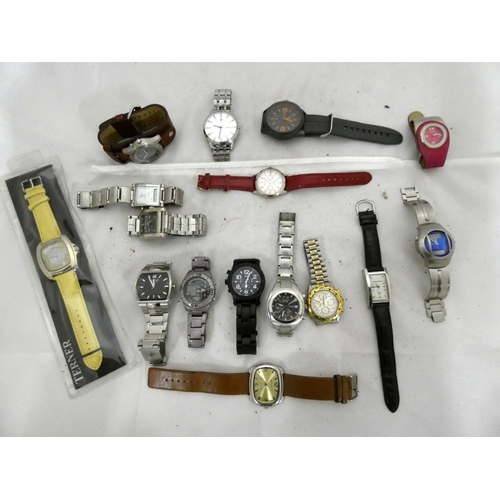 118 - Various men's modern designer watches including Henley, Solo, Armani, Storm, Fossil, Terner.