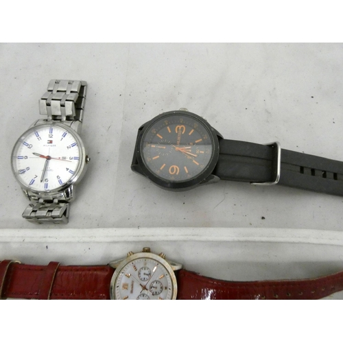 118 - Various men's modern designer watches including Henley, Solo, Armani, Storm, Fossil, Terner.