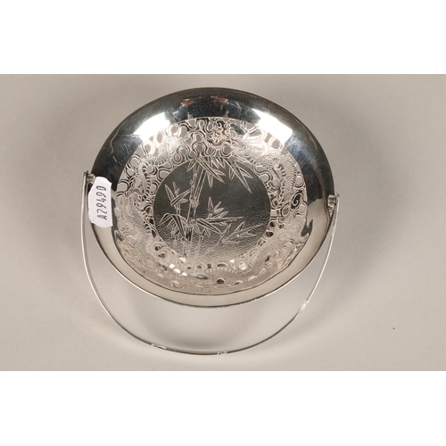 163 - Sterling silver chinese bon-bon dish with dragons, 11 cm diameter