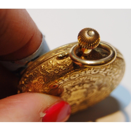 130 - Geneva cylinder pocket watch, in gold, 'K18'.