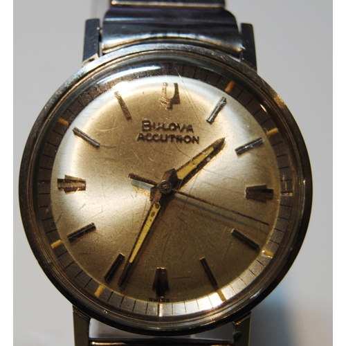 131 - Gent's stainless steel Bulova Accutron watch, no. 1-237521, with box and papers, 1964.