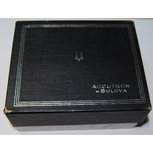 131 - Gent's stainless steel Bulova Accutron watch, no. 1-237521, with box and papers, 1964.