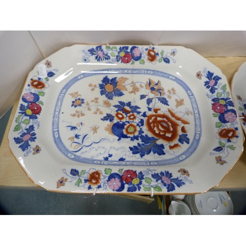 28 - Group of Mason's Ironstone table and dinnerwares to include an ashet, two shallow bowls, side plate ... 