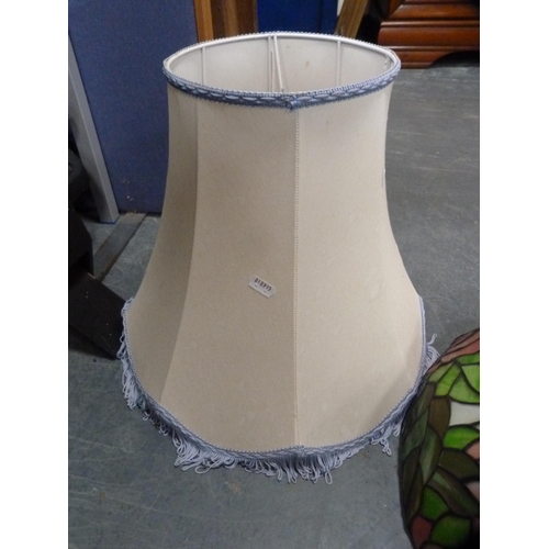 32 - Tiffany-style ceiling light shade and two lampshades.